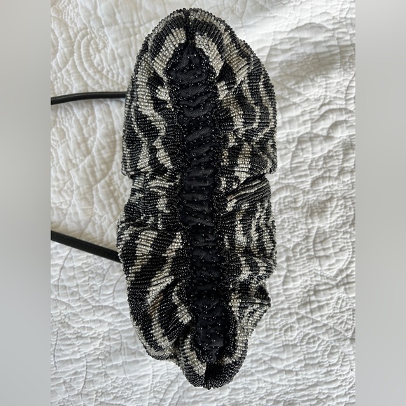 Staud Zebra beaded bean bag - Picture 3 of 13